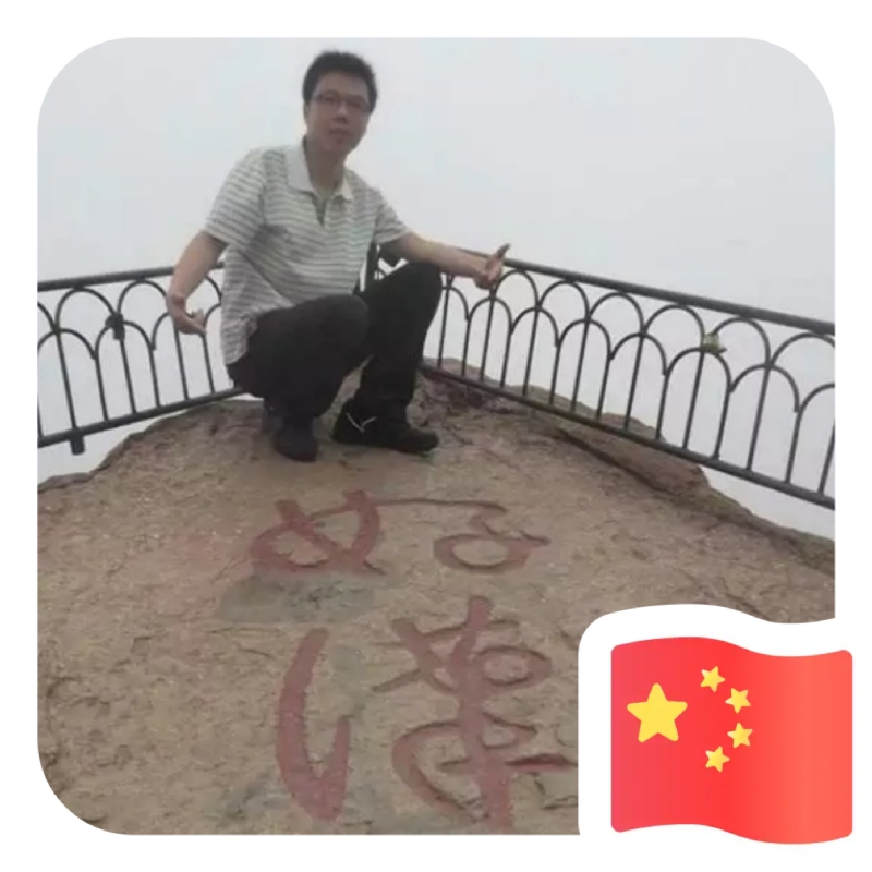 一只小虎牙的第一张照片--浦城相亲网