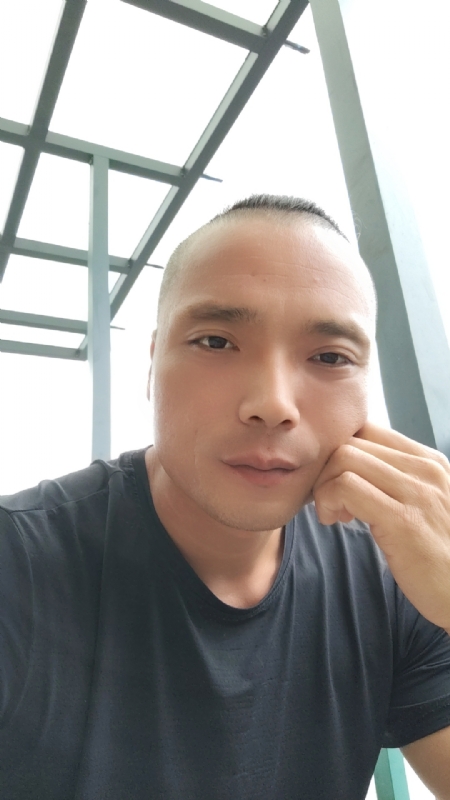 伯爵的第三张照片--浦城相亲网
